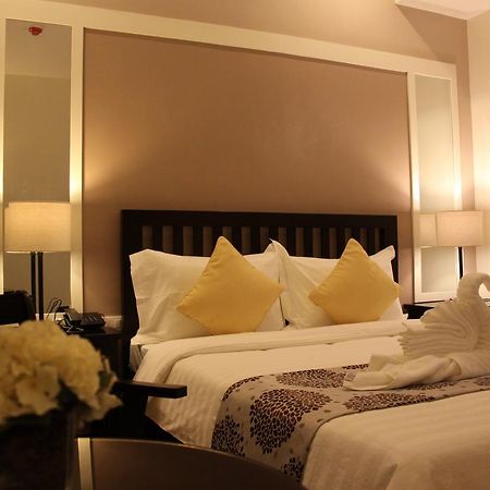 Prime City Resort Hotel Angeles Zewnętrze zdjęcie