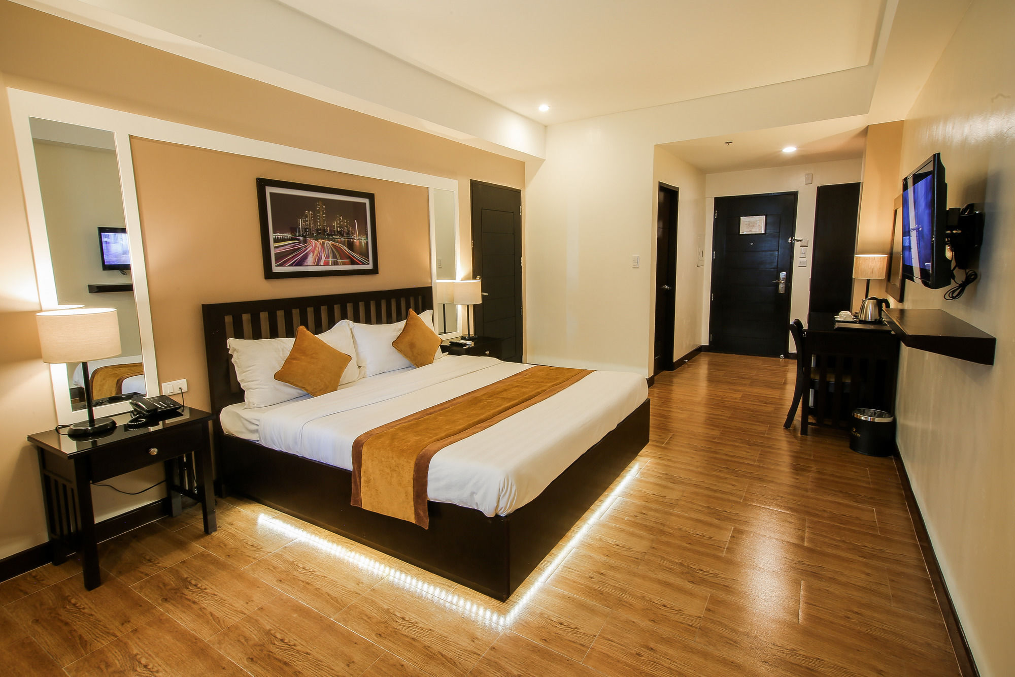 Prime City Resort Hotel Angeles Zewnętrze zdjęcie