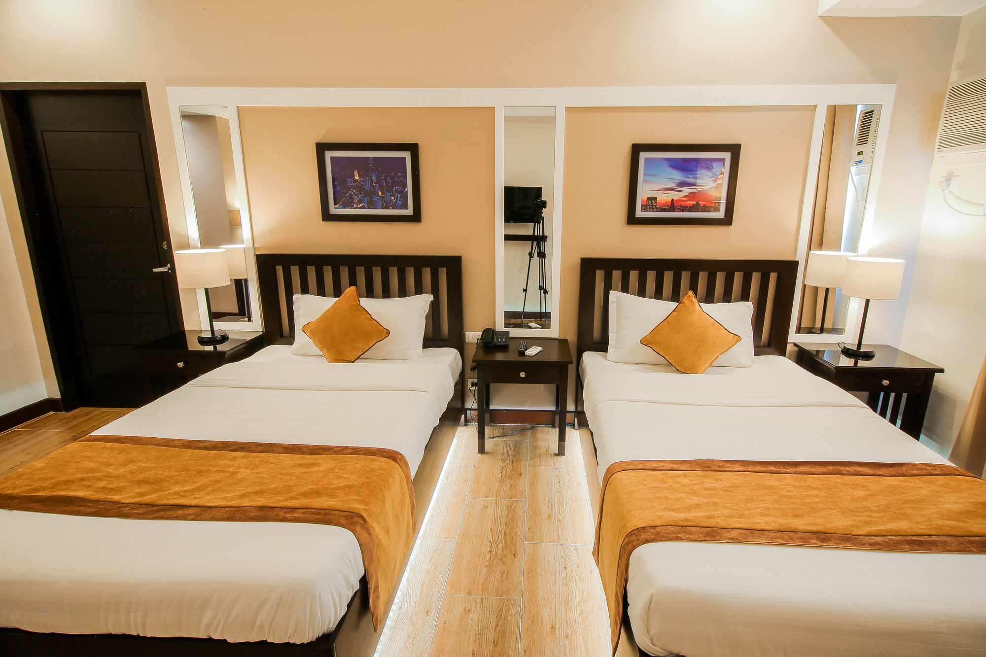 Prime City Resort Hotel Angeles Zewnętrze zdjęcie
