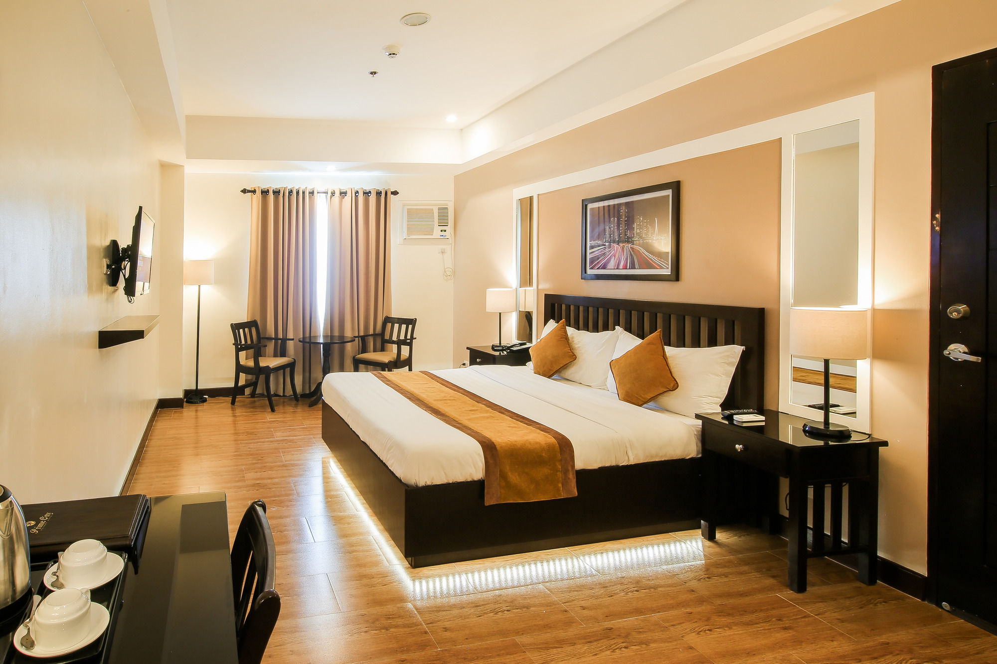 Prime City Resort Hotel Angeles Zewnętrze zdjęcie